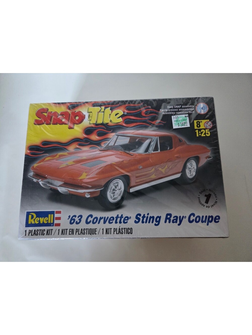 Revell SnapTite 1963 Corvette Sting Ray Coupe 1:25 Scale Plastic Model Kit